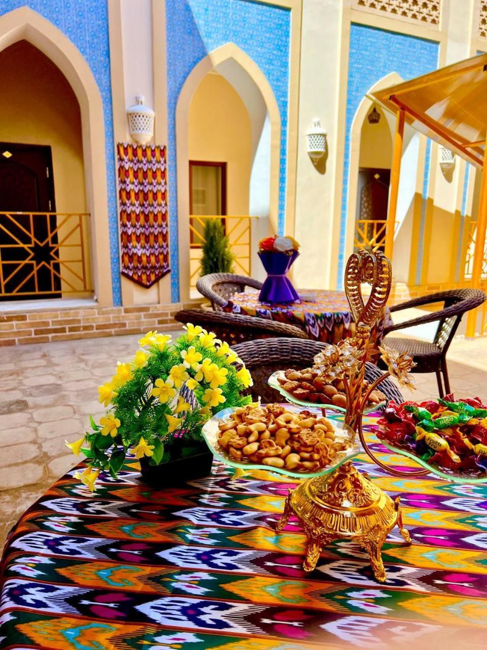 Boutique Hotel Shakh Bukhara Esterno foto